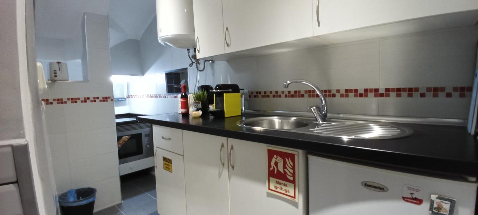 Lisbon Underground Apartment ภายนอก รูปภาพ